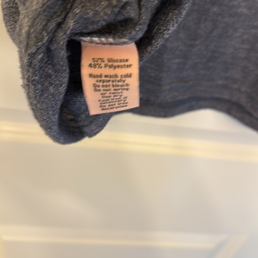Juicy Couture Top - Picture 5 of 5